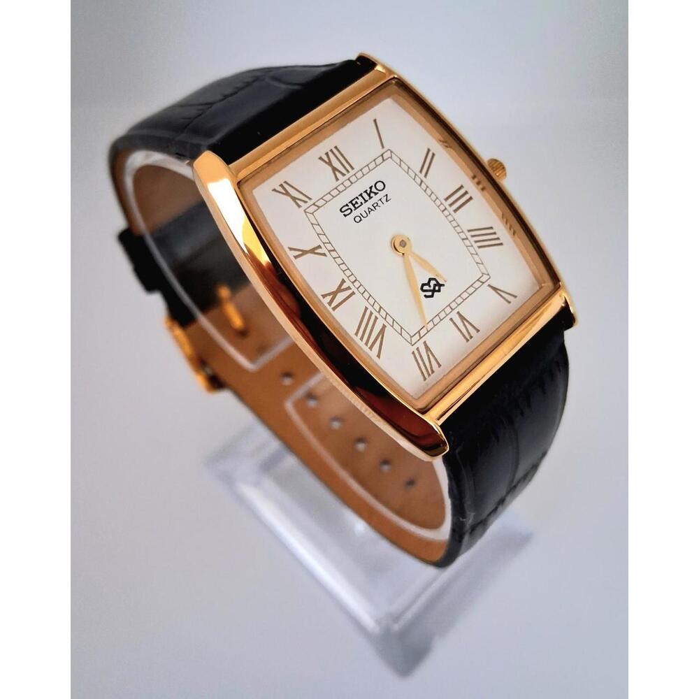 Men's Vintage Seiko Barrel/Tonneau Leather Tank RARE
